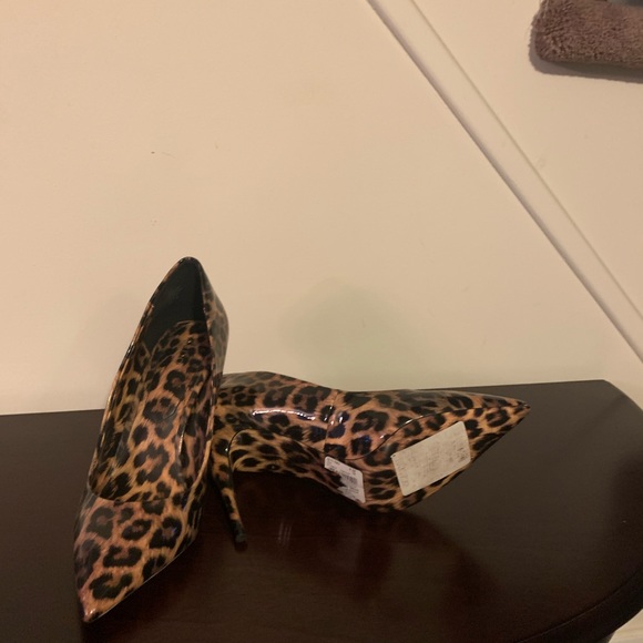 ALDO LEOPARD PRINT PATENT LEATHER HEELS - Picture 7 of 14